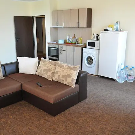 Apartment St. George